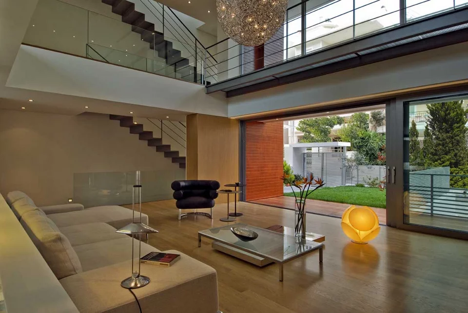 Μια τριώροφη μονοκατοικία στο Νέο Ηράκλειο, ορισμός της εκλεπτυσμένης πολυτέλειας…