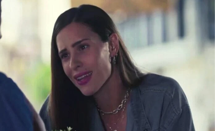 Η Γη της Ελιάς: Η Ελένη στο «κρεβάτι» του Αλέξη…