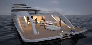 Έχω και κότερο, πάμε για… ούζα;