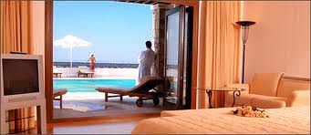 Όχι... γιαούρτι, μόνο μπουγέλο!