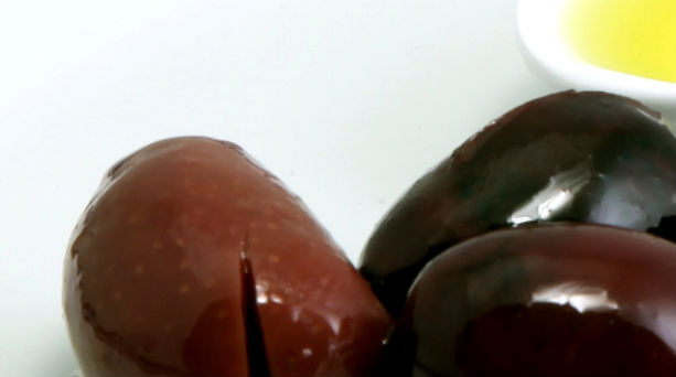 Αγρότης με ελιές και 10.600.000 «ρίζες» ευρώ!!!