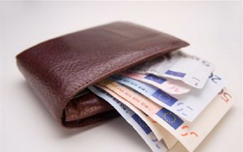 Ψάρεψαν «λαβράκια» για φοροδιαφυγή 47 εκατ. ευρώ