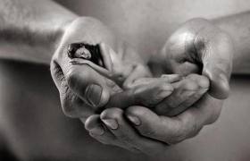 «Η ζωή είναι γυναίκα»