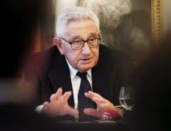 Ο Έλληνας δεν είναι ούτε gay,ούτε κότα, ούτε βλάξ…