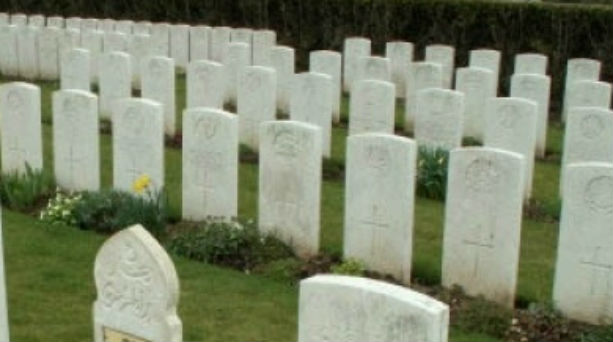 Κάνουν έξωση ακόμη και στους νεκρούς!