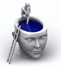 Σαν το μπόι μου πολλοί, μα σαν τη γνώμη μου κανείς