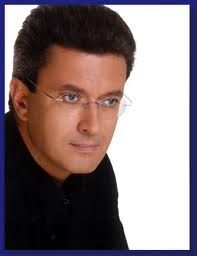 O Χατζηνικολάου αγοράζει την «Βραδυνή»!!!