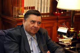 Καρατζαφέρης: Ντουφέκια και στρατόπεδα συγκέντρωσης!