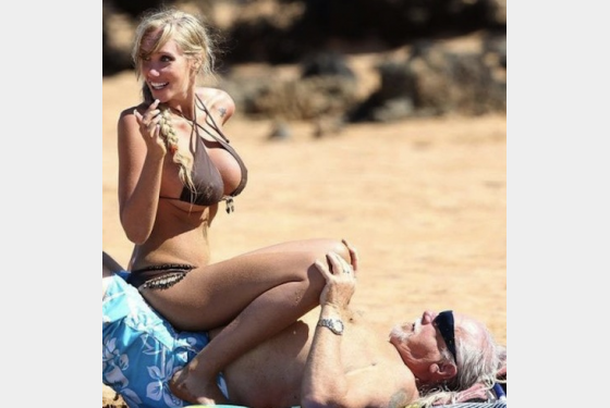 Πήγε να κάνει σεξ στην παραλία και τελικά του έκατσε... αχινός