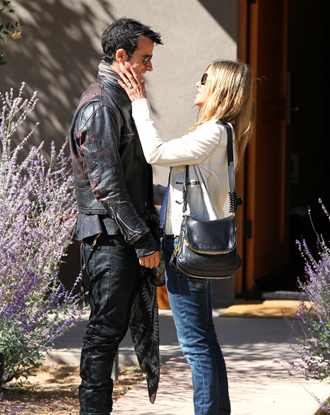 Δαχτυλίδι αρραβώνων Jennifer Aniston από Justin Theroux…