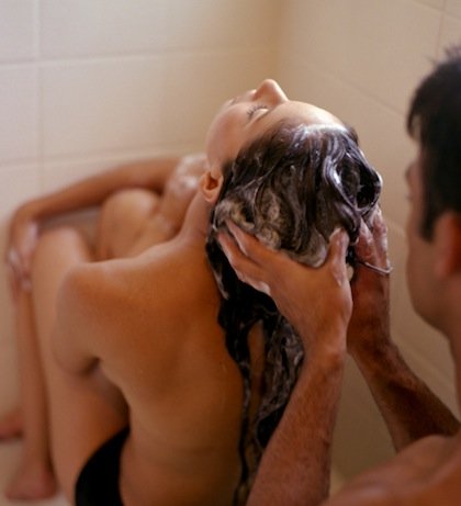 Έρευνα που μας αγχώνει: γιατί οι παντρεμένες γυρνούν την πλάτη στο σεξ;