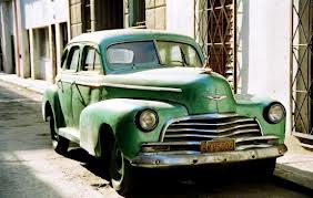 ΑΠΙΘΑΝΗ ΙΣΤΟΡΙΑ: Οι πινακίδες… ακινησίας της εφορίας!!!