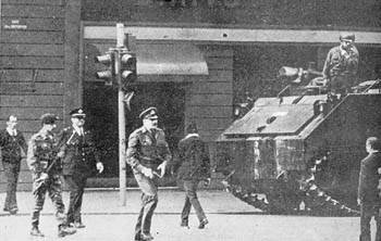 Ντερτιλής: η αποφυλάκιση, ο Κασιδιάρης και το περίστροφο...