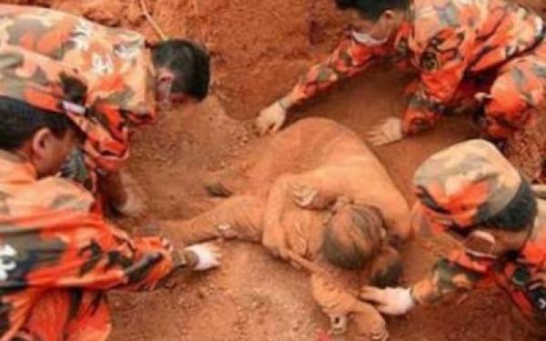 H συγκινητική θυσία μίας μάνας…