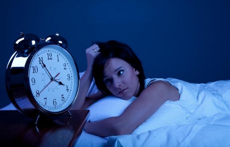 5 λόγοι που δεν μπορείς να κοιμηθείς τη νύχτα και… βρικολακιάζεις!!!