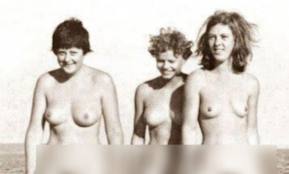 Η Μέρκελ γυμνή!!! Μαμά θα το φάω το φαί μου... (ΦΩΤΟ)