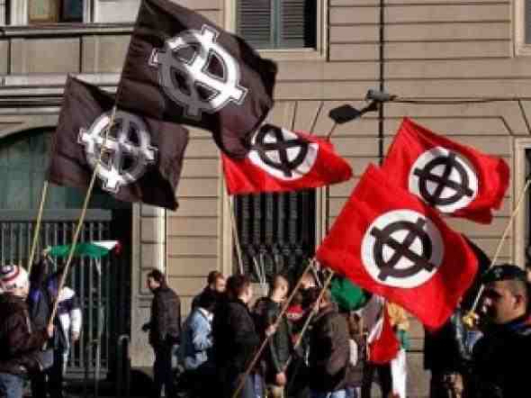 Οι νεοναζί είχαν γερές «πλάτες»!!!