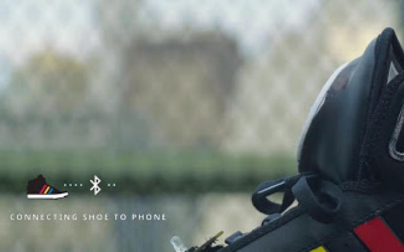 Τα παπούτσια της Google που μιλάνε!!! (video)