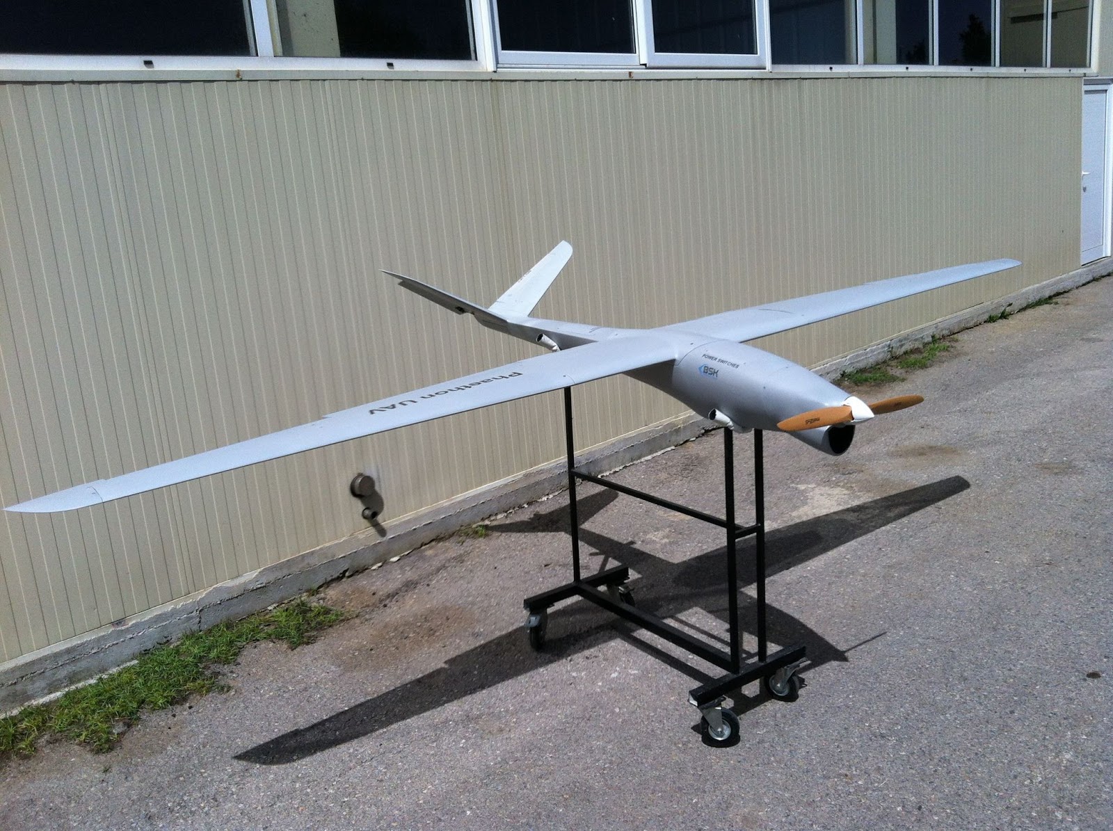 Έτοιμο το "Κρητικό" μη επανδρωμένο αεροσκάφος!!!