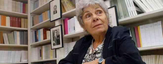 Κική Δημουλά: Δεν αντέχω τους μετανάστες, κλέβουν και πιάνουν τα παγκάκια…