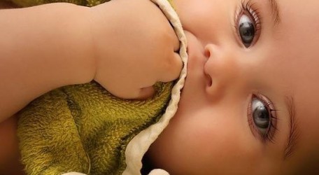 Φεύγουν από τα μαιευτήρια σαν τους... κλέφτες οι νέοι γονείς!!!