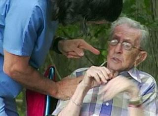 Παγκόσμια Ημέρα κατά της Κακομεταχείρισης των Ηλικιωμένων... (βίντεο)