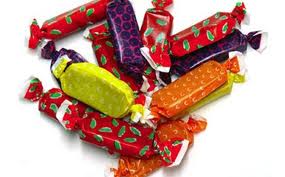 Το παιδάκι που κέρδισε μια σακούλα καραμέλες!!!