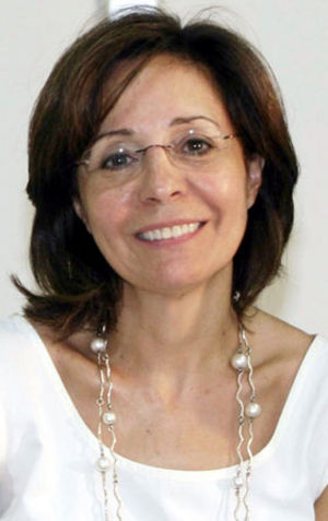 Στο έλεος της φωτιάς το σπίτι της Μαρίας Δαμανάκη, για 10.000 ευρώ…  (βίντεο)