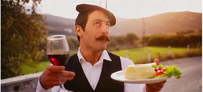 Γέλια μέχρι δακρύων… στο διαφημιστικό σποτ για τη Νάξο!!! (βίντεο)