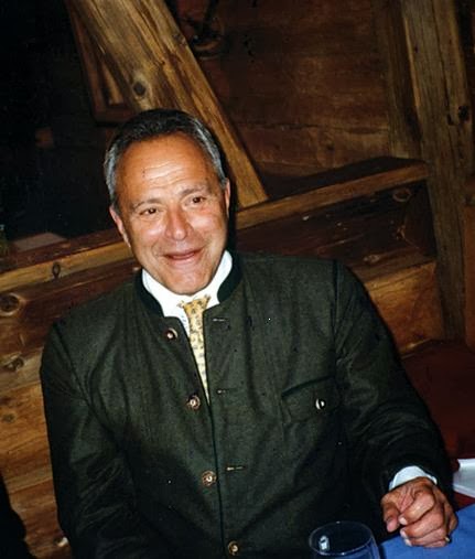 «Ένας Φασίστας θα αναλάβει την Εξουσία στην Ελλάδα; Μακάρι να είμαστε τόσο τυχεροί»!