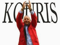 Ο Γιώργος Κουρής, μοιράζει δημοσιογραφικές ταυτότητες!!! Τρέξτε…