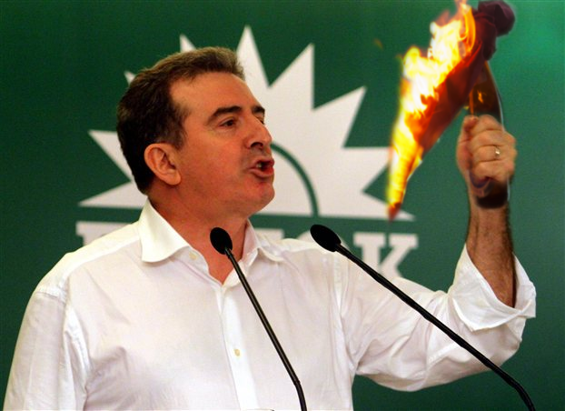 Χρυσοχοϊδης, ο πολιτικός που μισεί το διάβασμα και αγαπά την περιπέτεια!!!