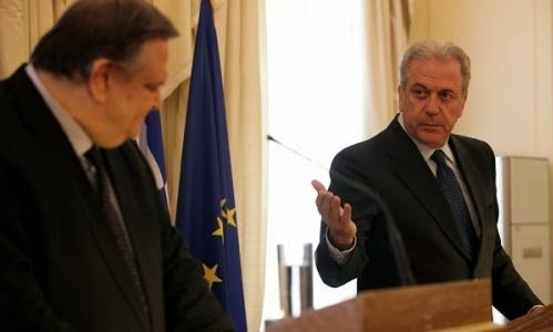 Ο Αρκάς... πετάει στα βράχια το Βενιζέλο!!!