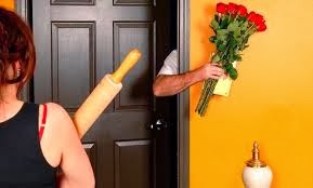 Ένα κόλπο για να πείσεις τον άνδρα σου να σε βοηθά στις δουλειές!