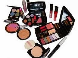 10 αηδιαστικά συστατικά που υπάρχουν μέσα στα καλλυντικά!!! 