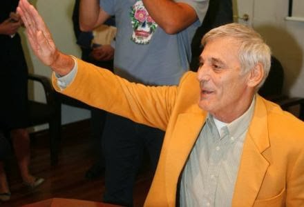 Απερίγραπτο!!! Η αφίσα του Δημοσθένη Βεργή για τις ευρωεκλογές... (foto)