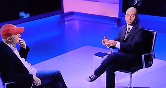 Νίκος Μαστοράκης: «Δεν έχω πάει με αγόρια, εκτός αν…»!!! (video)