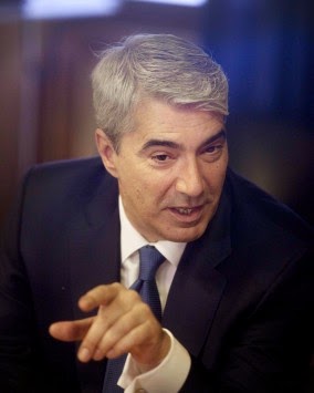 Σίμος Κεδίκογλου… ο ερωτιάρης της Βουλής, ξαναχτύπησε θηλυκό!!! (foto)