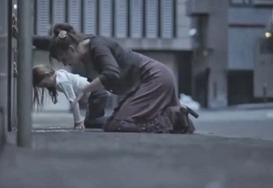 Απίστευτο: Το βίντεο αποδεικνύει πως το παιδί σου θα γίνει σαν κι εσένα!!! (VIDEO)