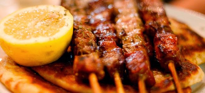 Φάτε σουβλάκια & μη φοβάστε ότι θα παχύνετε; Υπάρχει μυστικό για να μην πάρετε γραμμάριο!!!