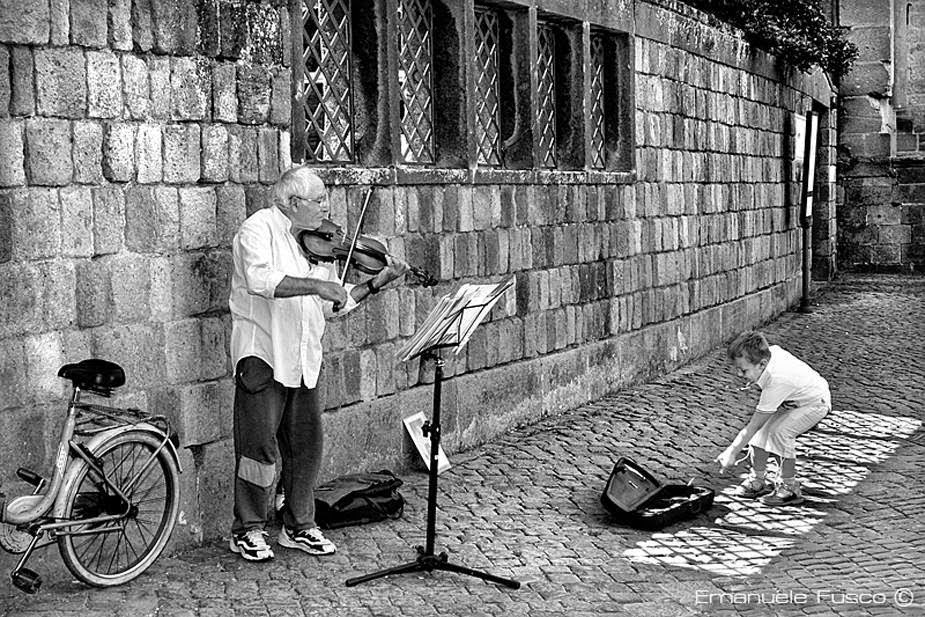 «Η ανθρωπιά δεν είναι επάγγελμα…»