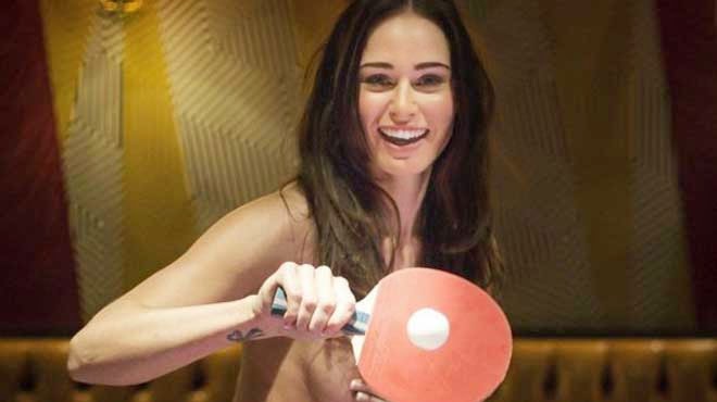 Τουρνουά πινγκ πονγκ μόνο για γυμνούς...  (ΦΩΤΟ)