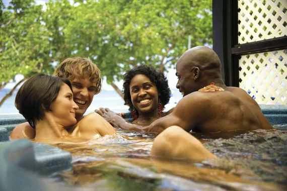 Θέρετρα ανταλλαγής ζευγαριών; Ναι, υπάρχουν και αυτά!!!