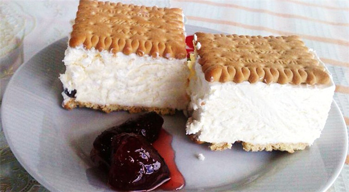 Σπιτικό παγωτό σάντουιτς, με μπισκότα!!!