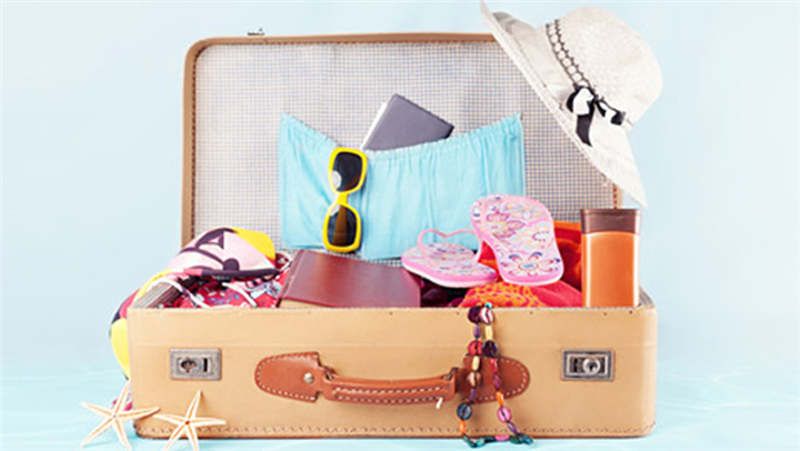 Όσα πρέπει να περιλαμβάνει η βαλίτσα των καλοκαιρινών σας διακοπών!!!