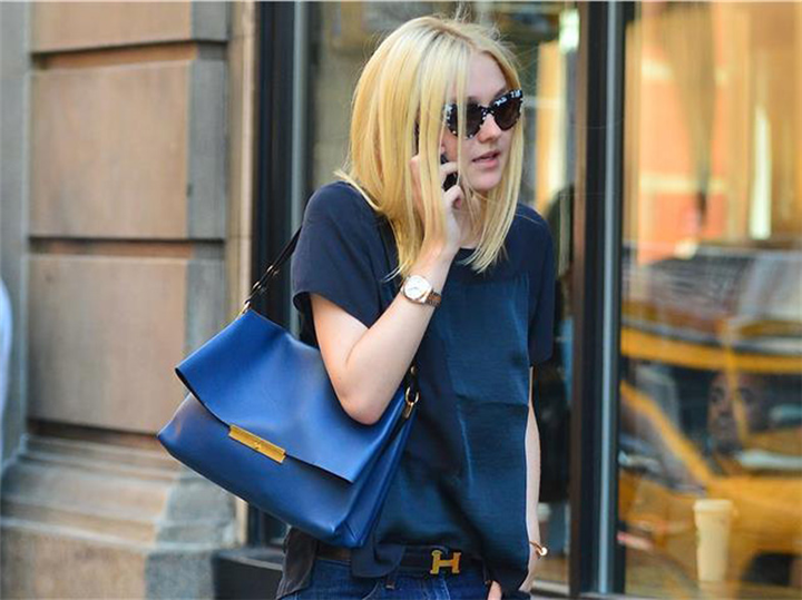 Τι φανερώνει ο τρόπος που κρατάς τη τσάντα σου!!!