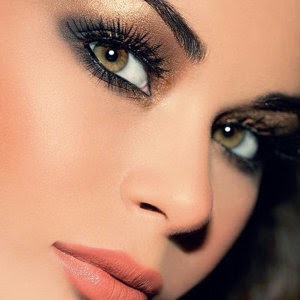 Γιατί οι άνθρωποι έχουν καστανοπράσινα μάτια και τι σημαίνει;