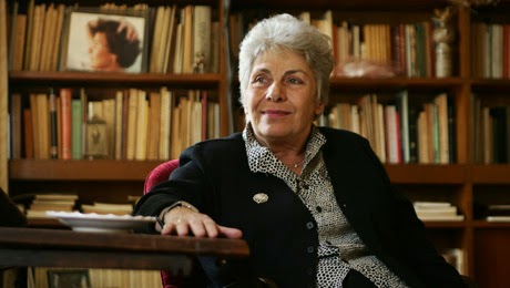 Γράψε λάθος, Κική Δημουλά και μια μικρή ανάλυση…