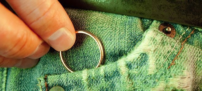 Η καλύτερη ώρα για απιστία ανάλογα με τα επαγγέλματα!!!