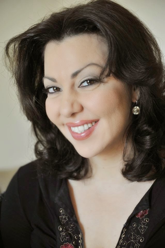 Η Δήμητρα Ιωάννου απαντά, στο «κουτσομπολιό»… της αυλής!!! 